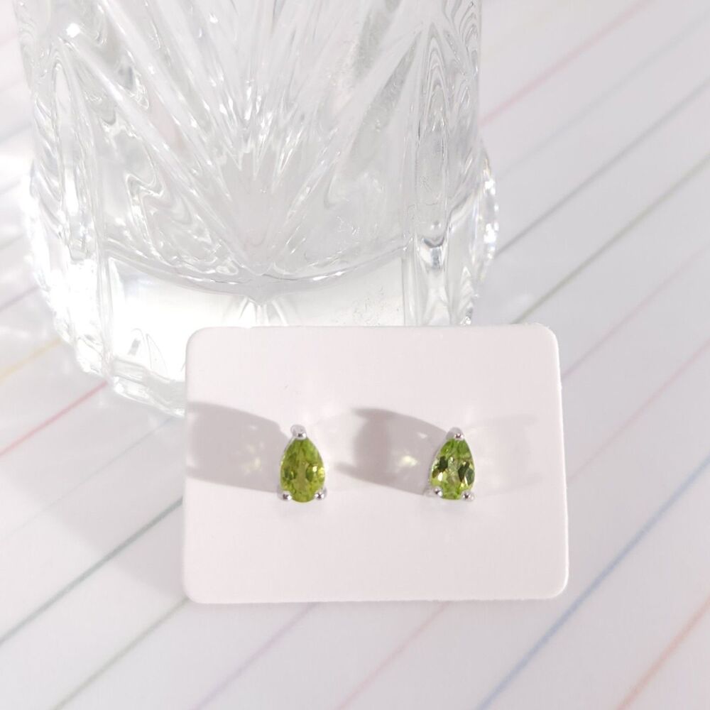 Peridot Pear 4x6 Post Earrings